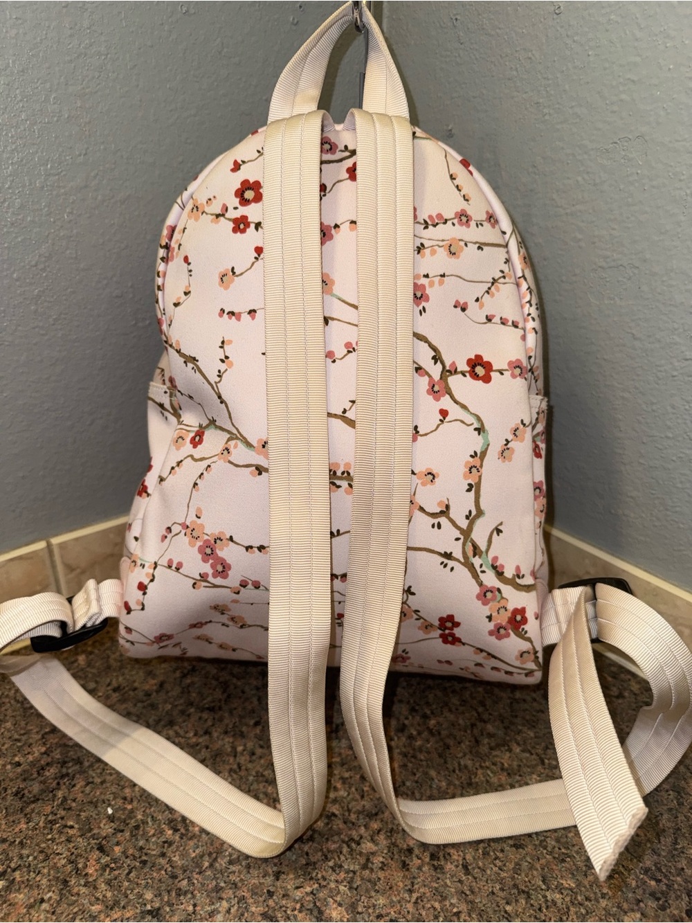 Longchamp Le Pliage Néo Sakura Backpack limited edition Pink Cherry Blossom - Picture 3 of 7